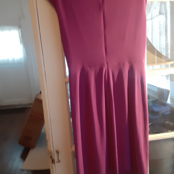 Dress - Picture 3 of 5